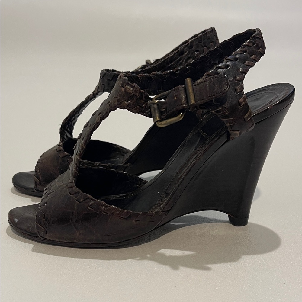 Fendi Zeppa Capra Pergamena Dark Brown Braided Wedge Sandals - Picture 3 of 9